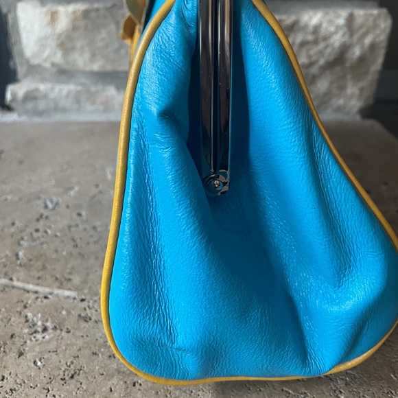 New Turquoise blue and yellow purse. Wilson leather pelle studio. NO TAGS - Picture 9 of 9